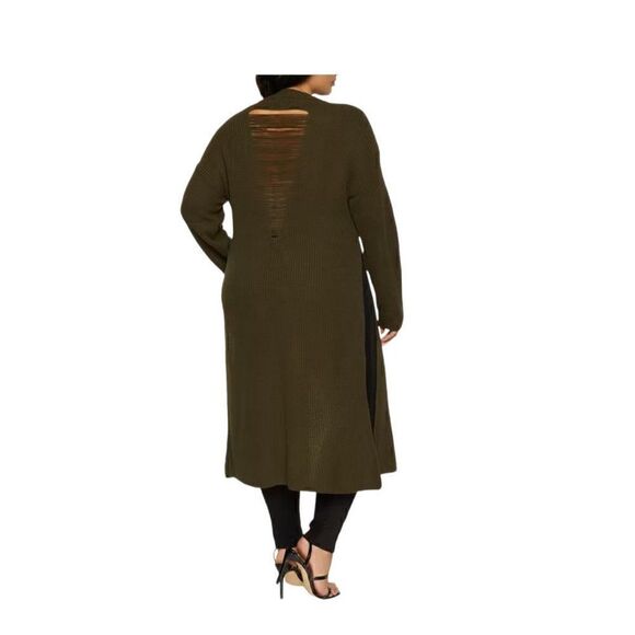 Almost Famous Maxi Distressed Knitted Sweater (Size 2X) - Picture 6 of 7